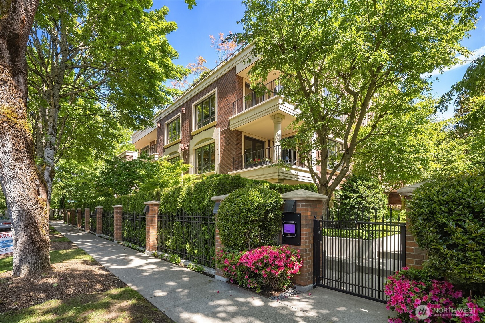 1188 Harvard Avenue E #3 — photo