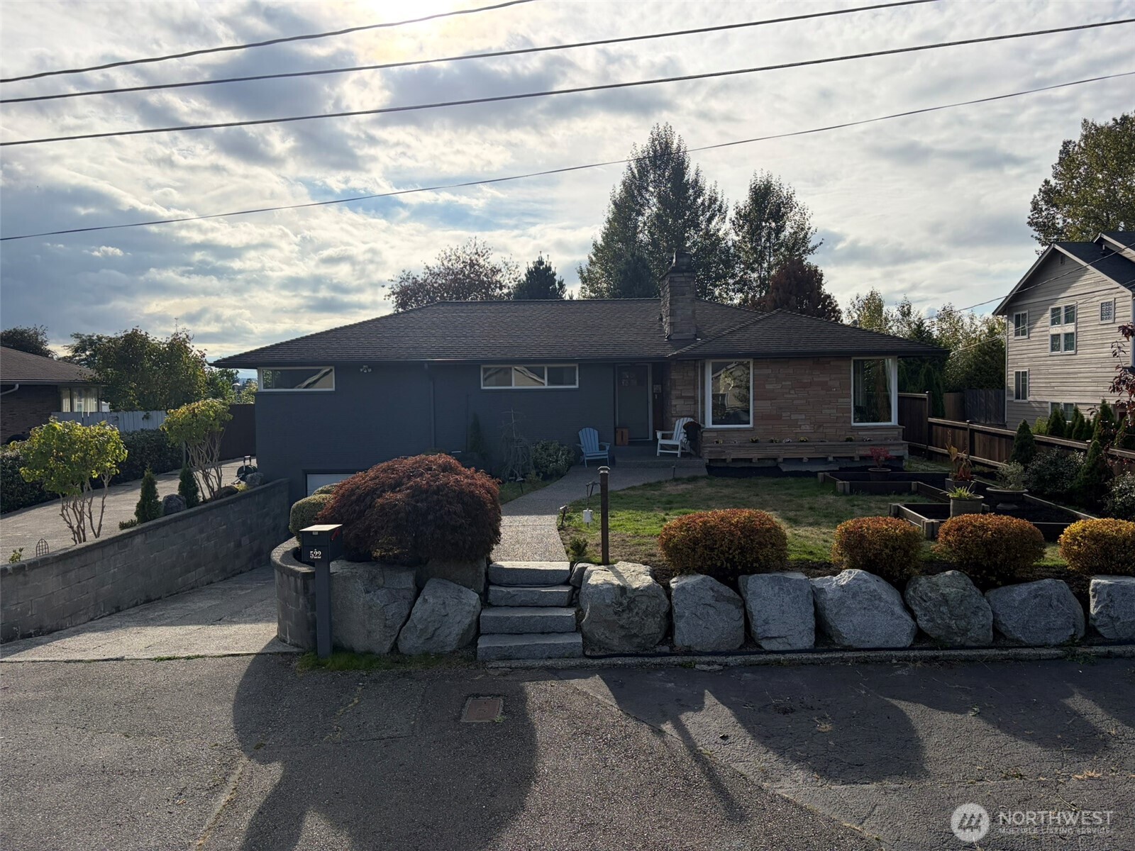522 Hawthorne Street — photo
