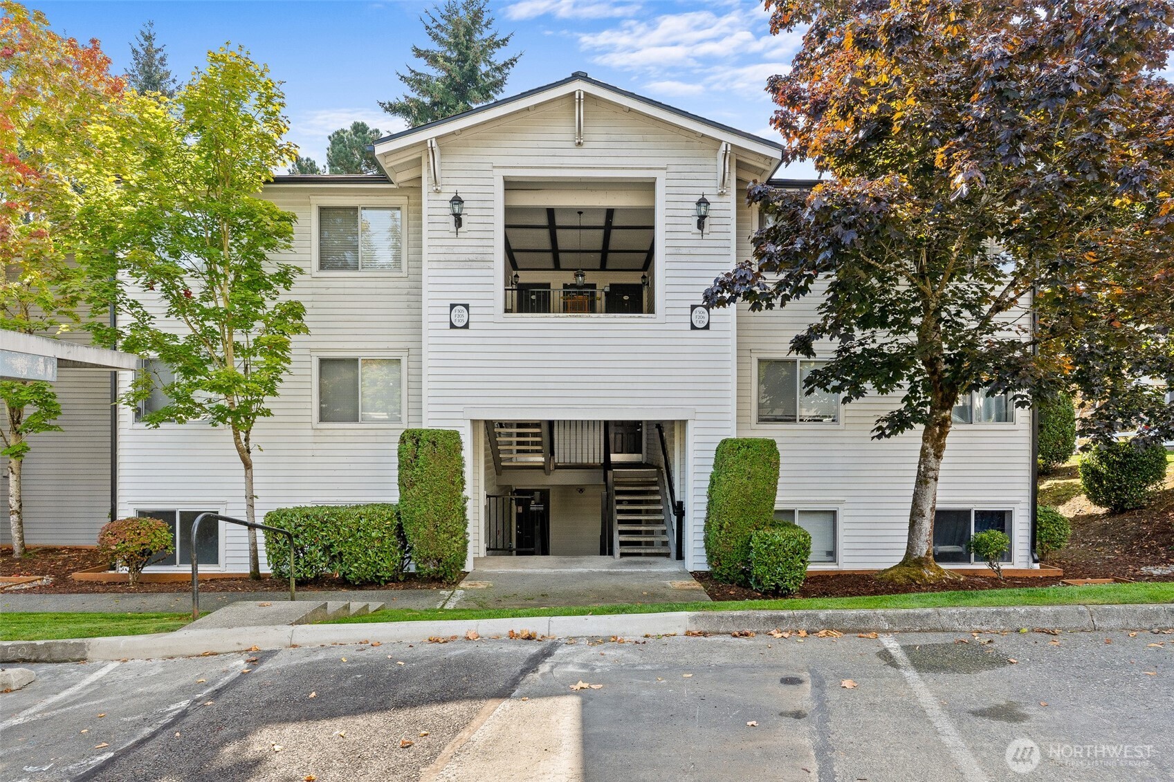 15415 35th Avenue W #F105 — photo