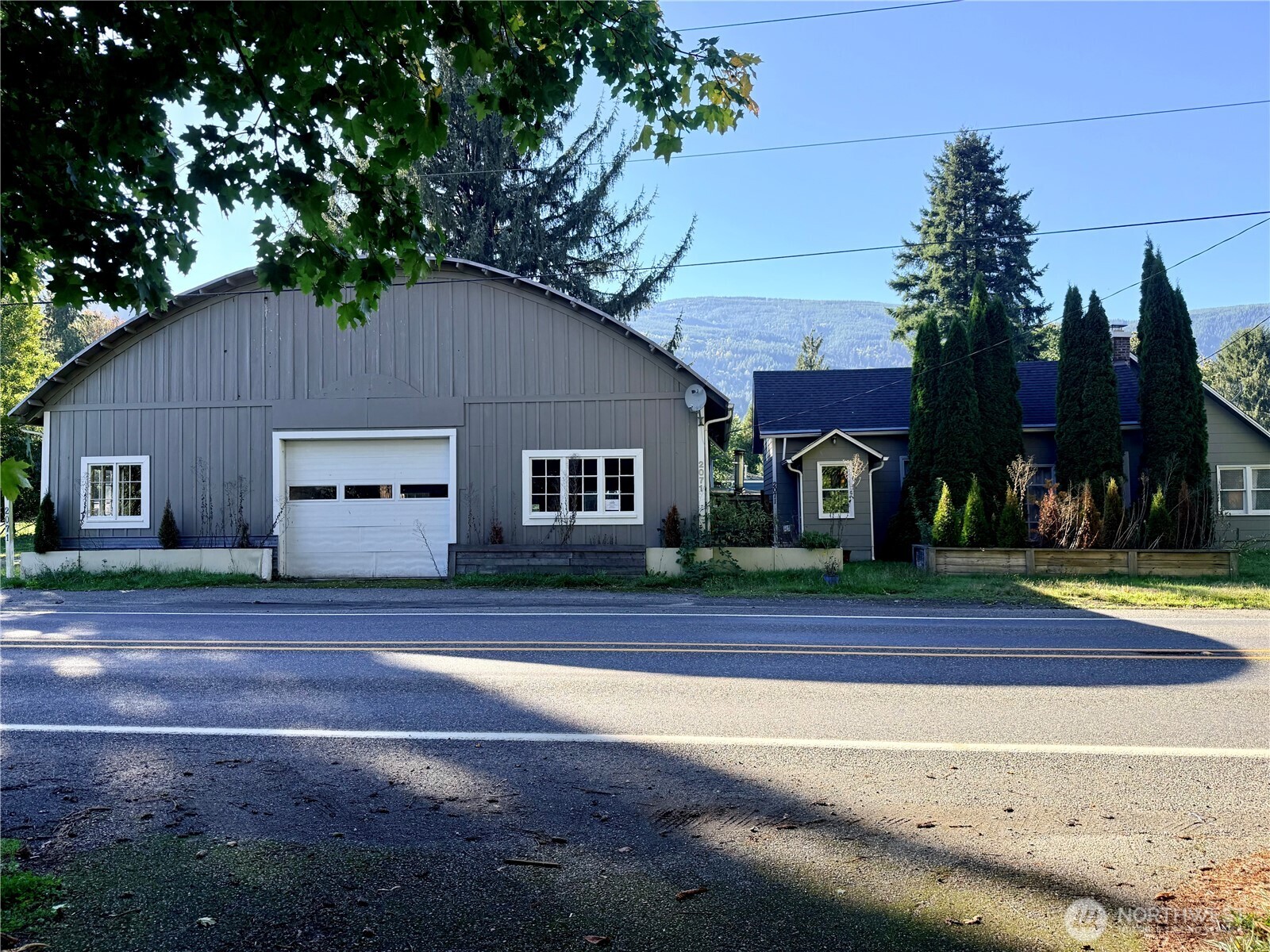 2071 Valley Hwy 9 — photo