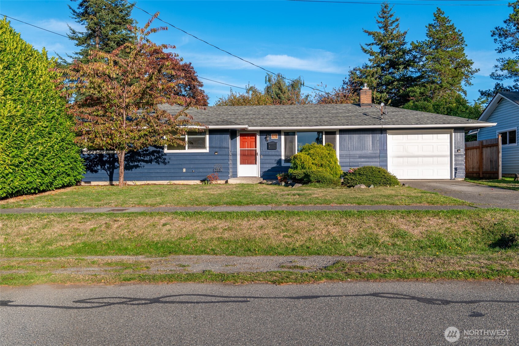 324 NE Queets Street — photo