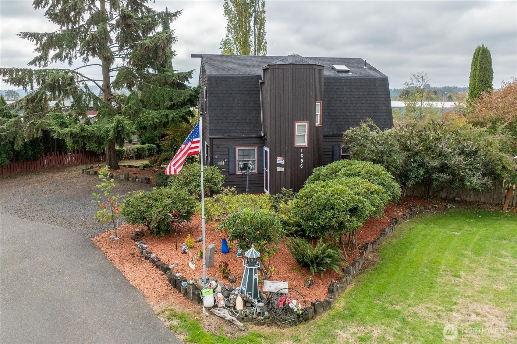 1656 Bishop Road — photo
