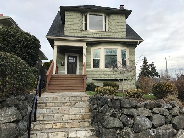 1920 E Jefferson Street #B — photo