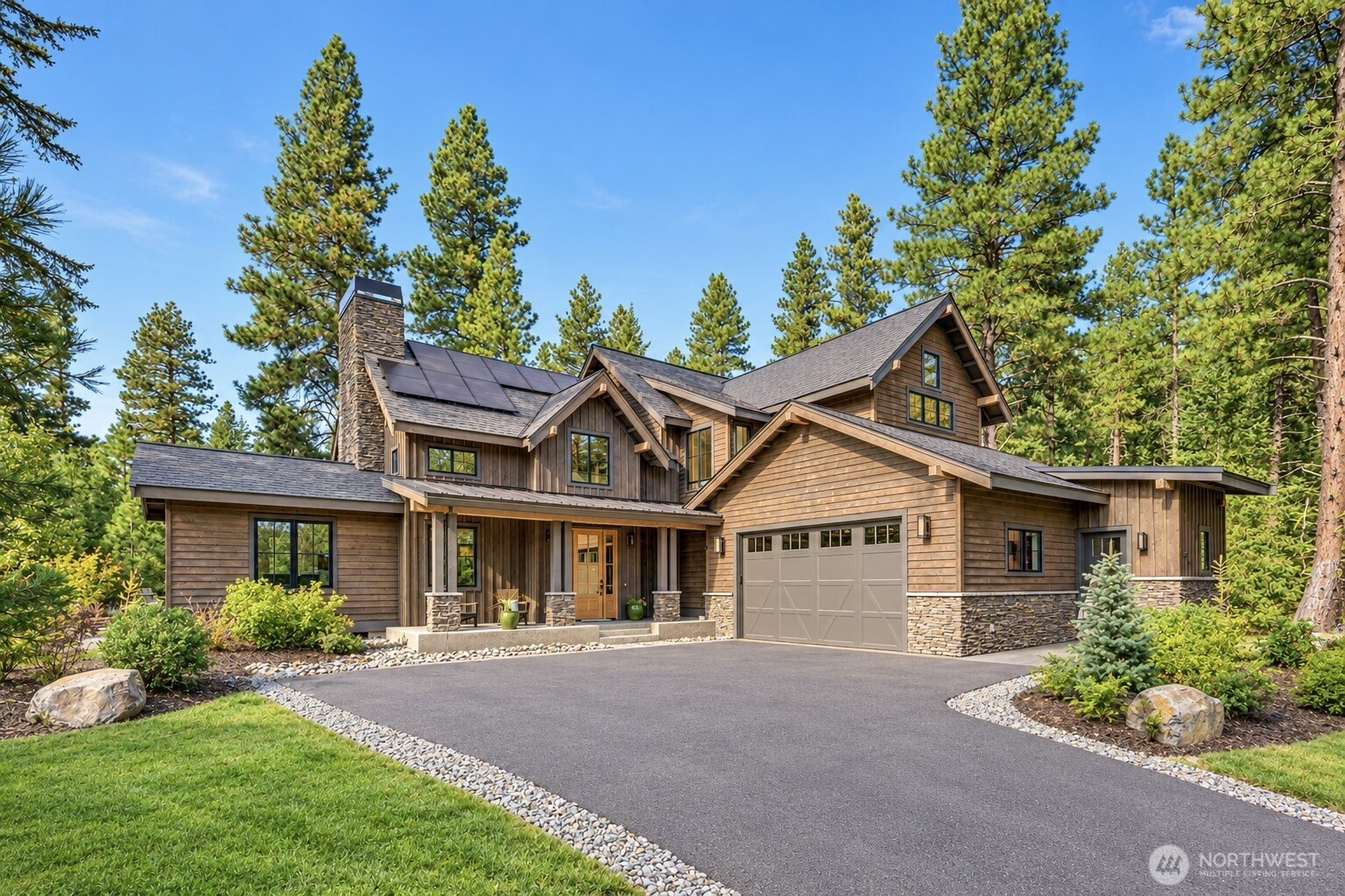 41 Arnica Court — photo