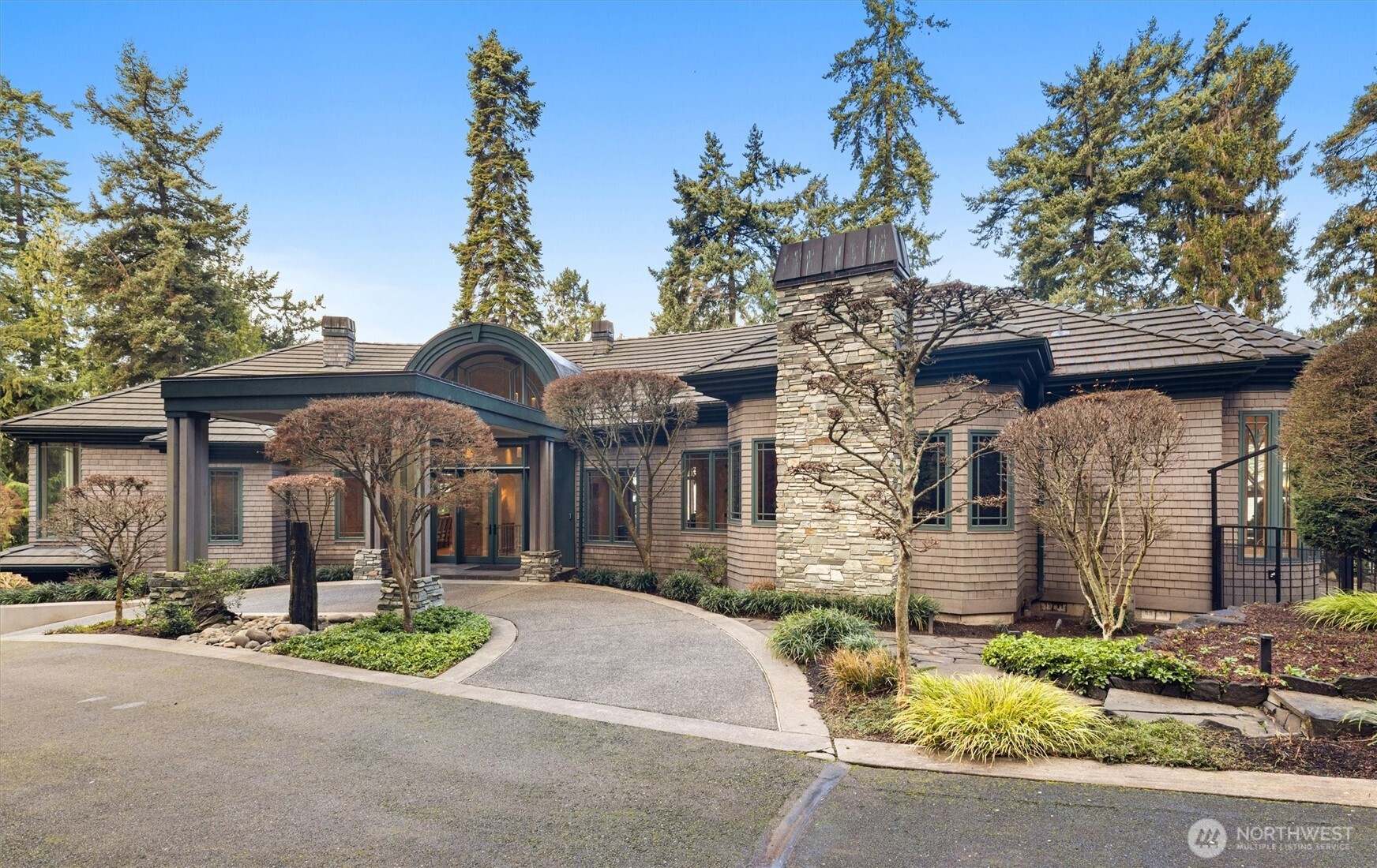 16340 Maplewild Avenue SW — photo