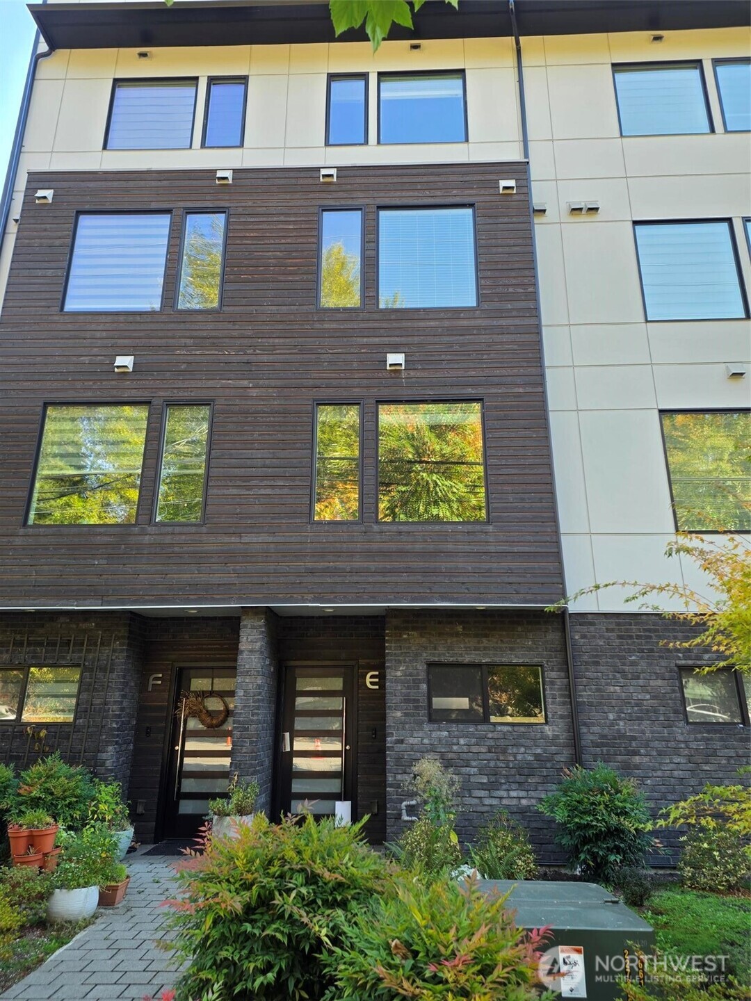 17338 Bothell Way NE #E — photo