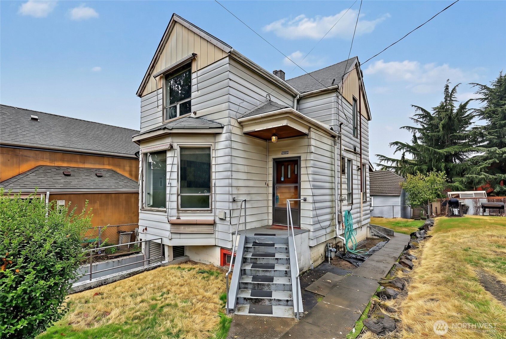 2208 E Terrace Street — photo