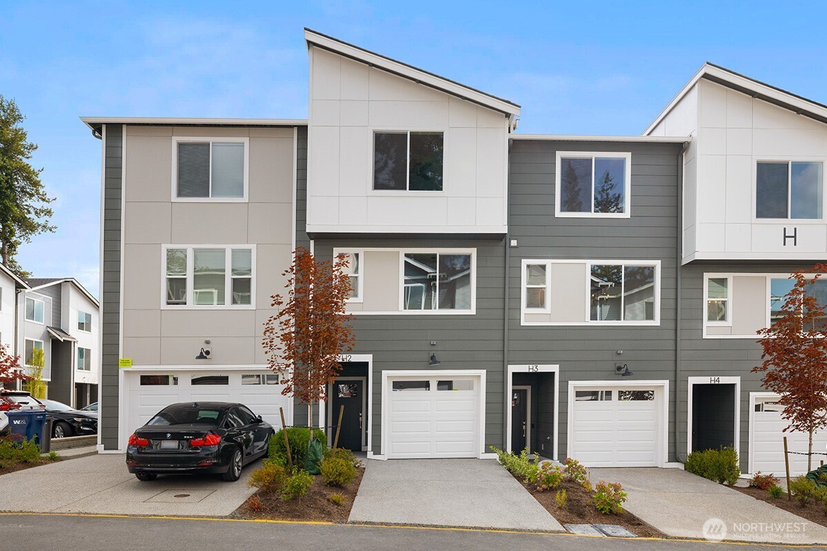 16823 Alder Way #M6 — photo