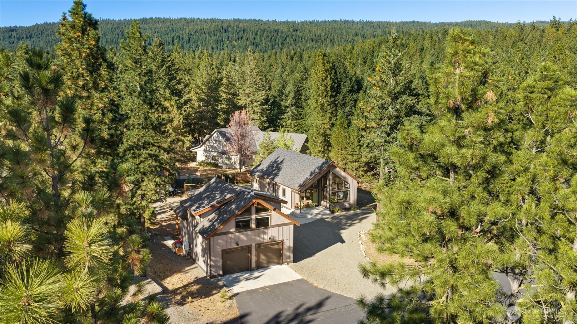 381 Tamarack Drive — photo