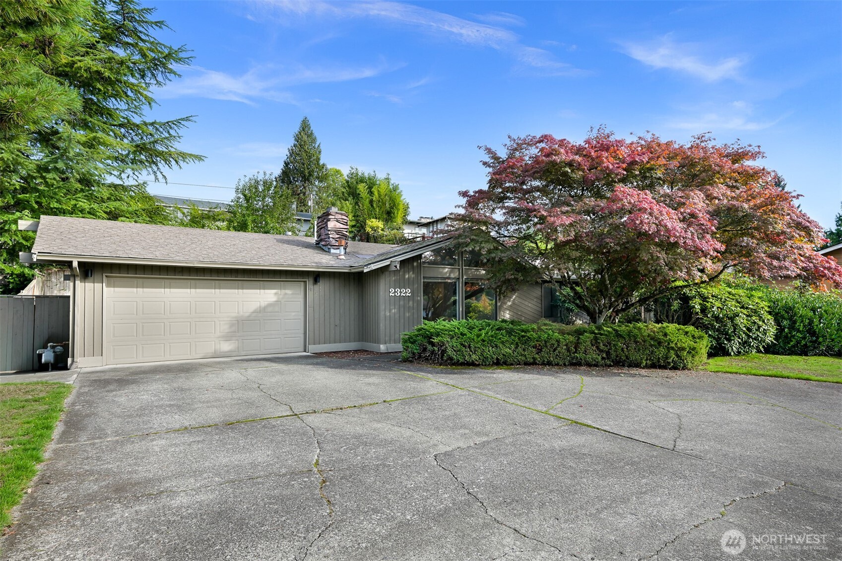 2322 View Ridge Drive — photo