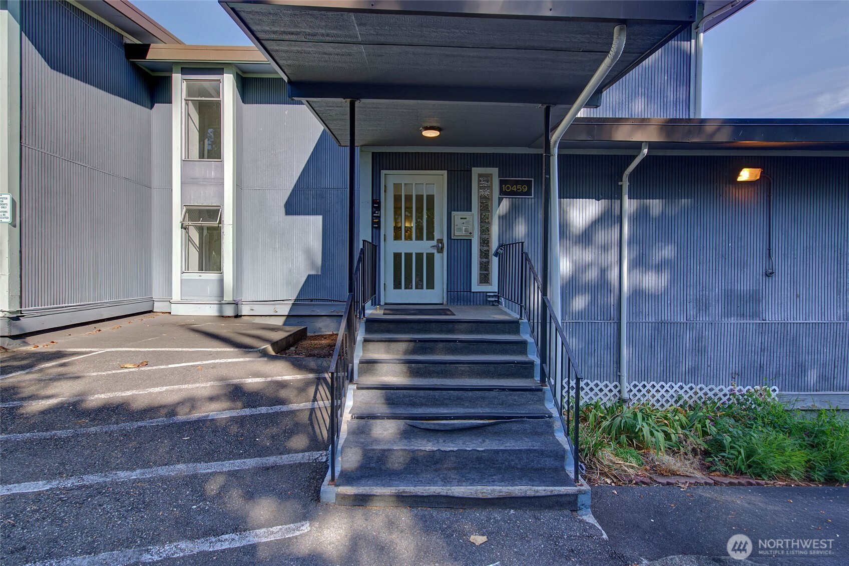 10459 Des Moines Memorial Drive S #305 — photo