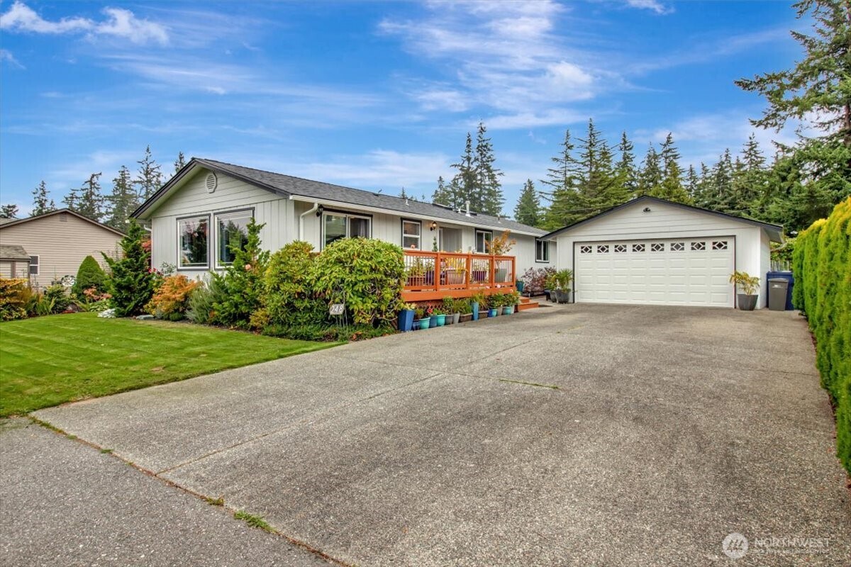 248 Scotland Drive — photo