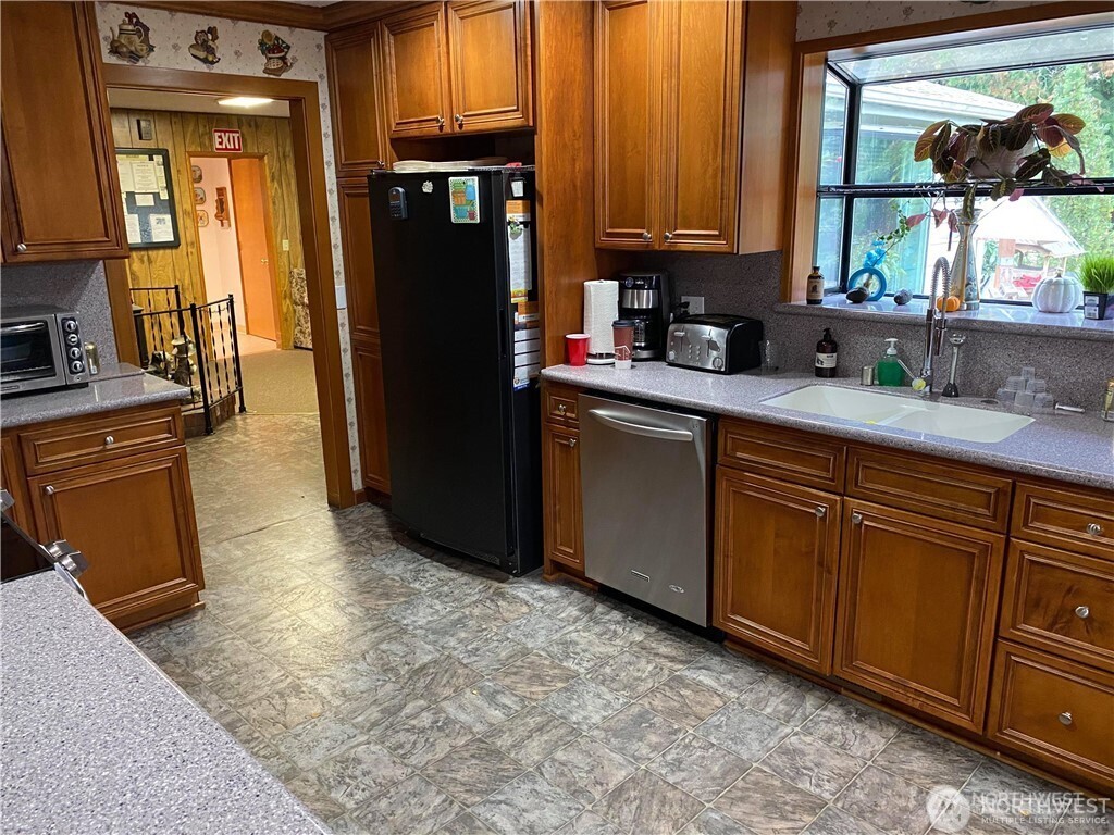 Home in Centralia, WA 98531 — photo 2