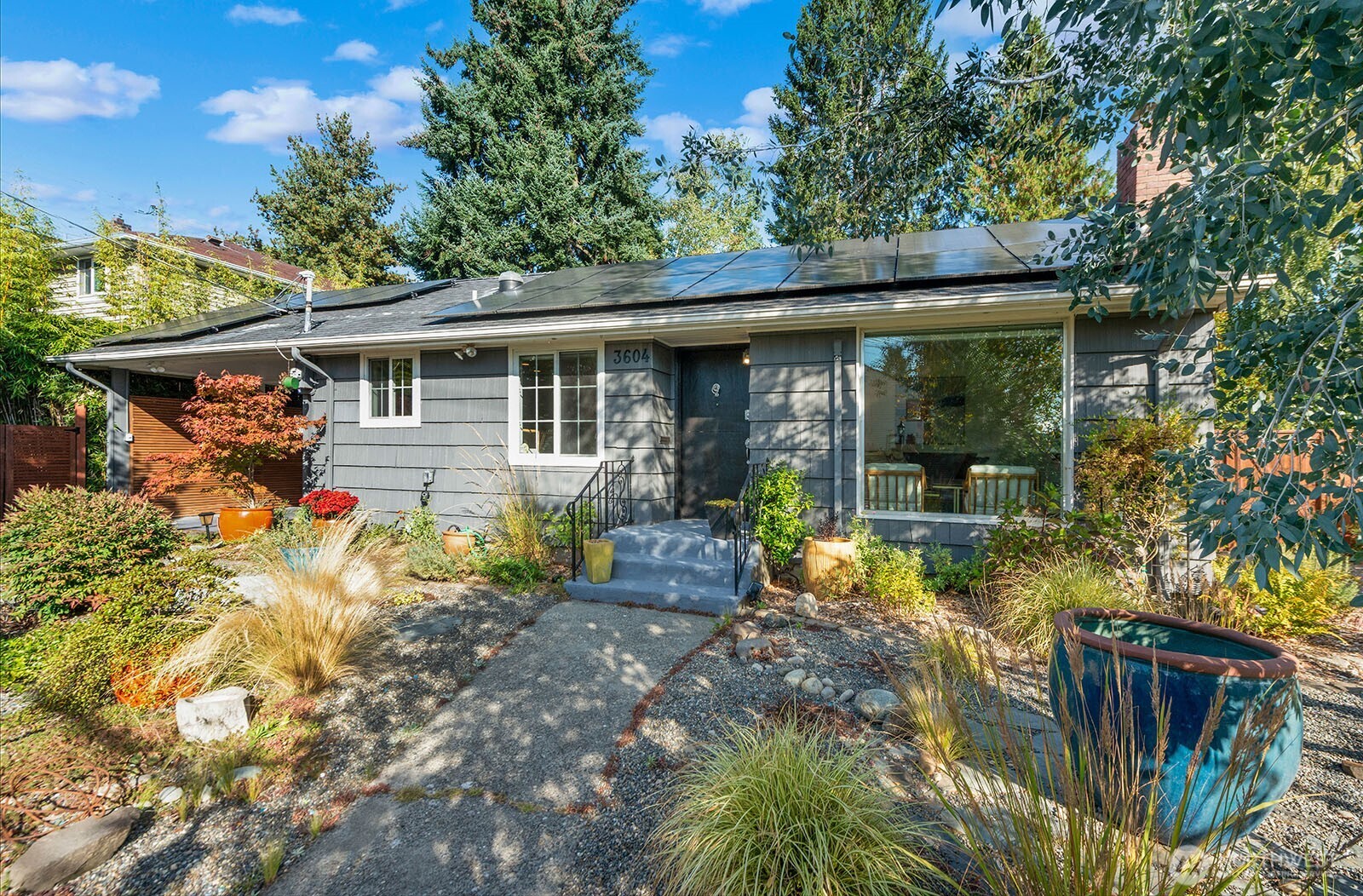 3604 SW Thistle Street — photo