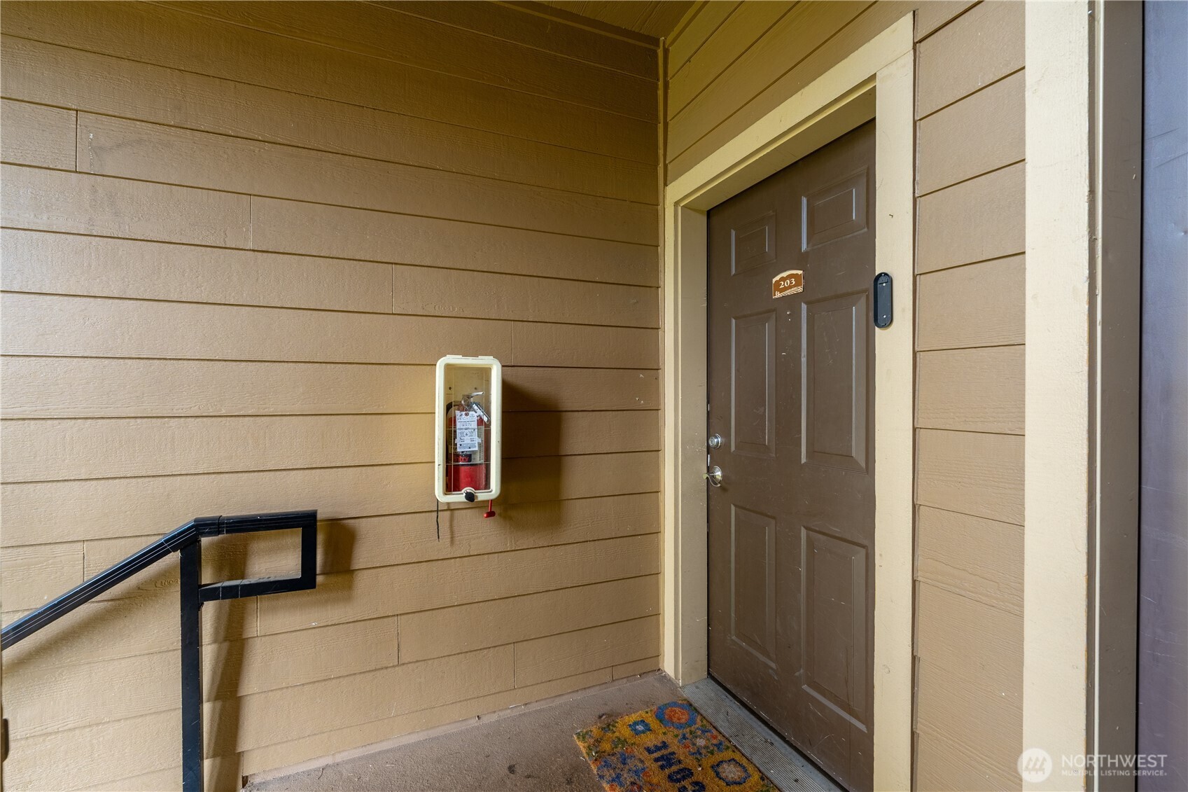 18930 Bothell Everett Highway #E203, Bothell, WA 98012 — photo 3