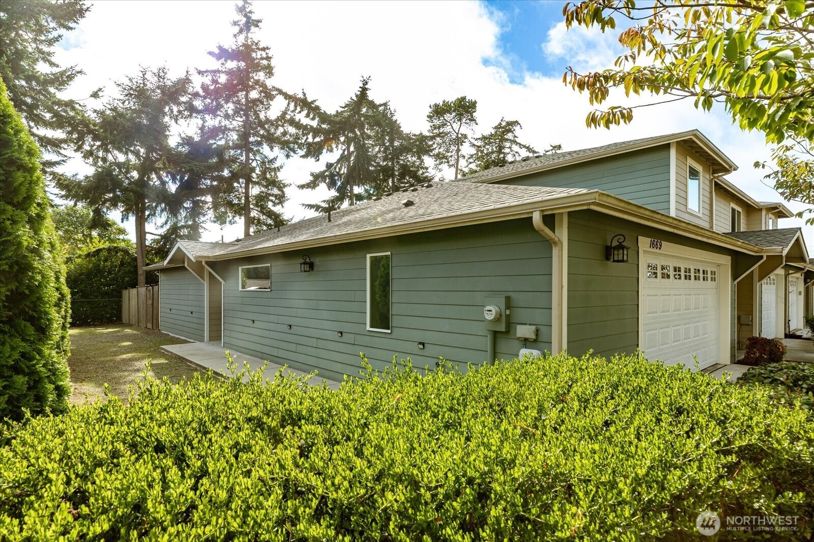 1669 SW Stremler Drive — photo