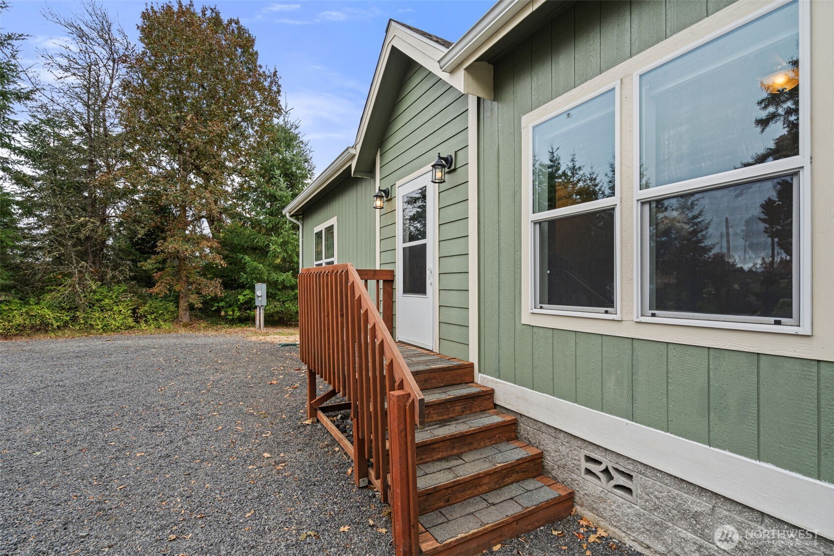 139 N Military Road, Winlock, WA 98596 — photo 3