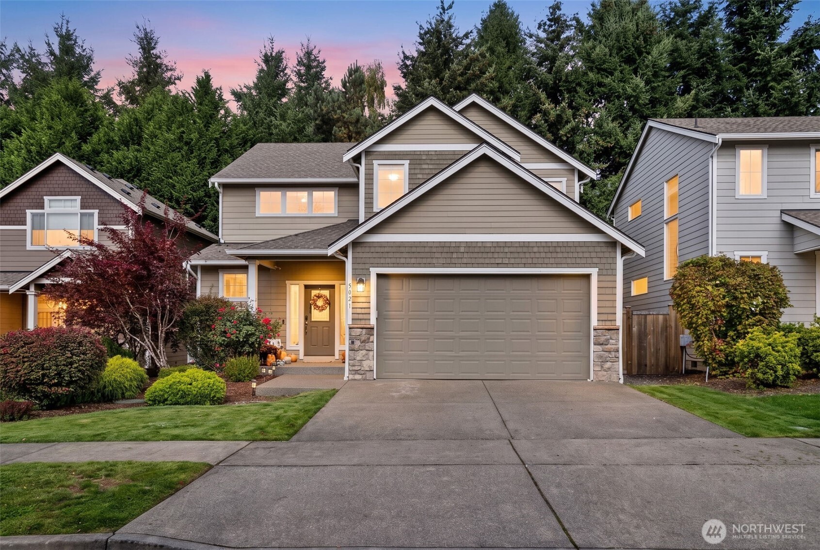 5021 Black Rock Loop SE — photo