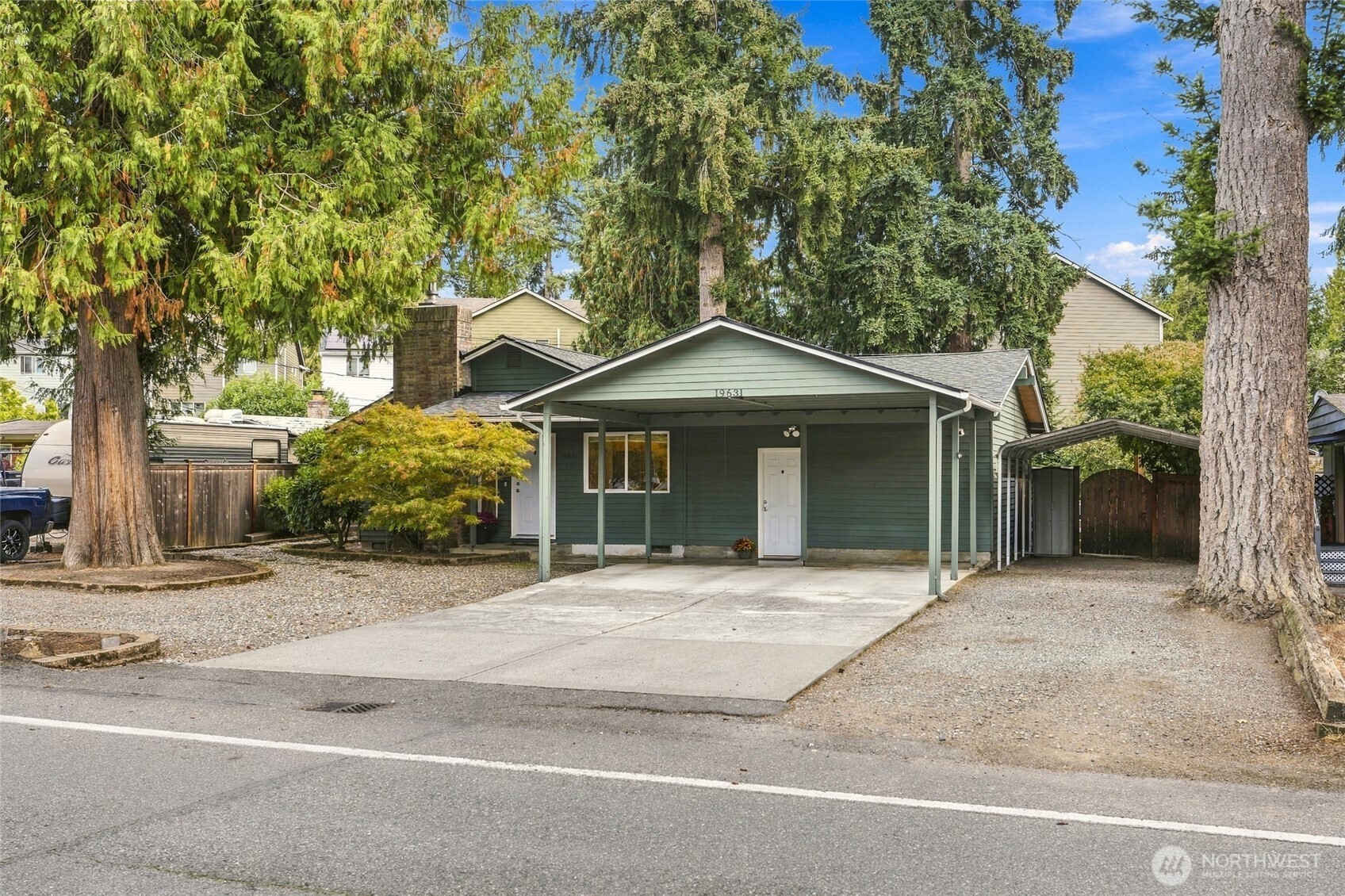 19631 Bartlett Road, Bothell, WA 98012 — photo 2