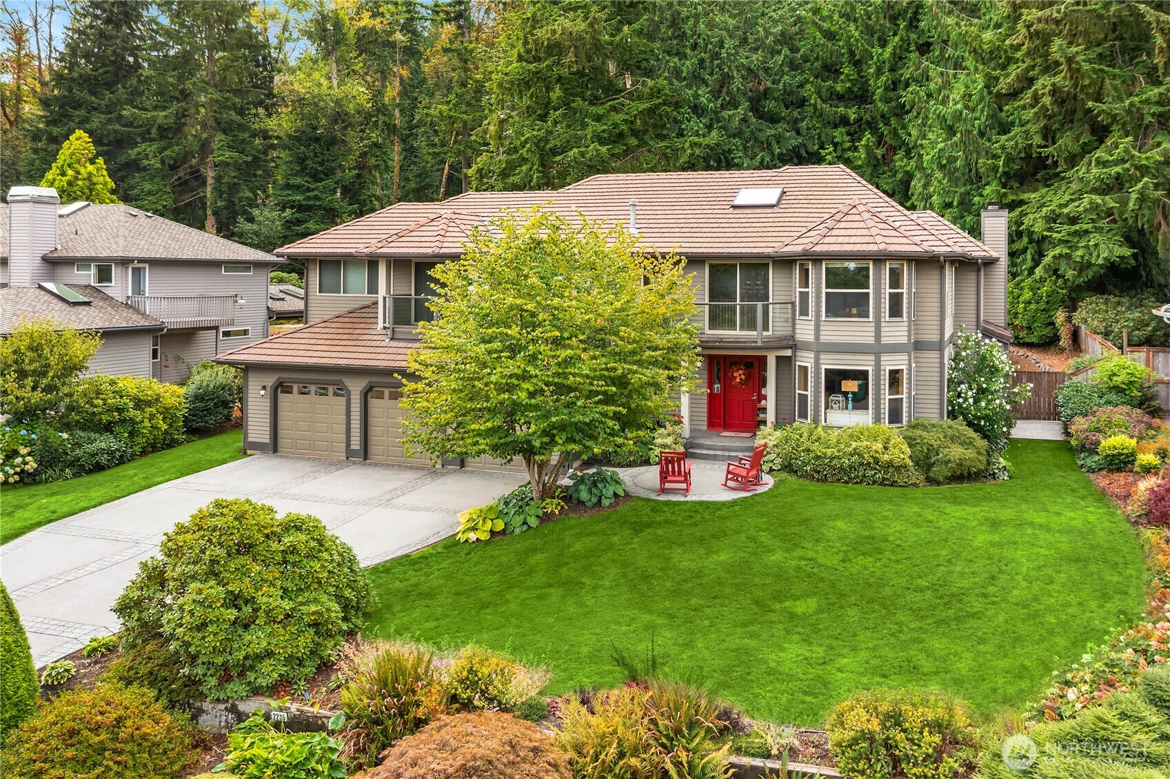 2235 Squak Mountain Loop SW — photo