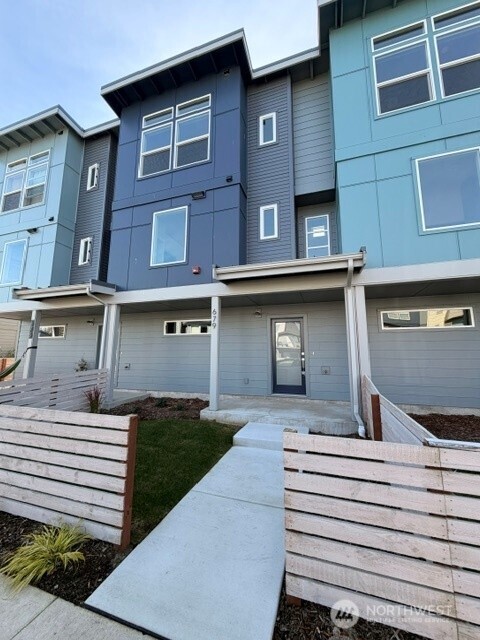 679 (Lot 4) Venture Way — photo