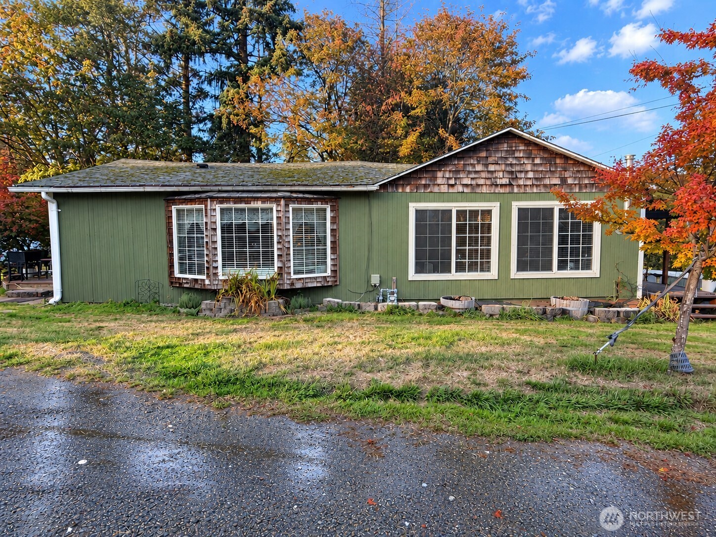 3076 Harris Road SE — photo