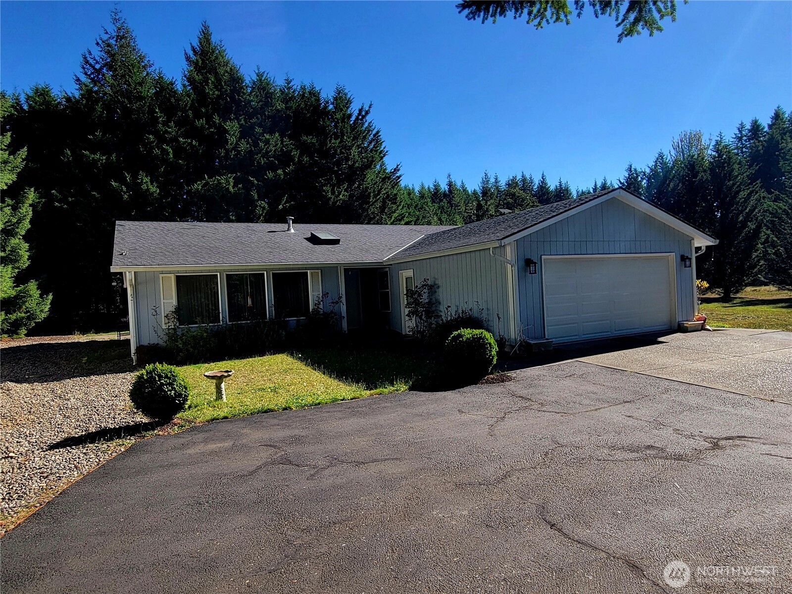 165 S Hawkins Road — photo