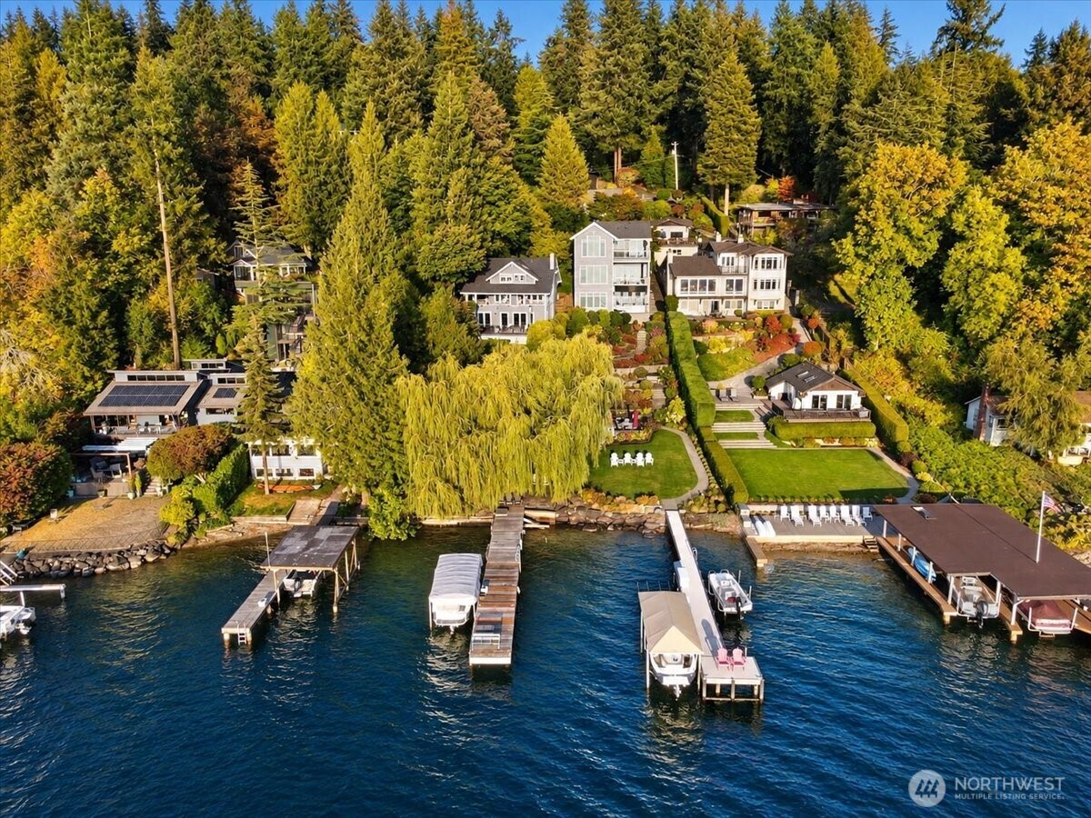 11545 Holmes Point Drive NE — photo