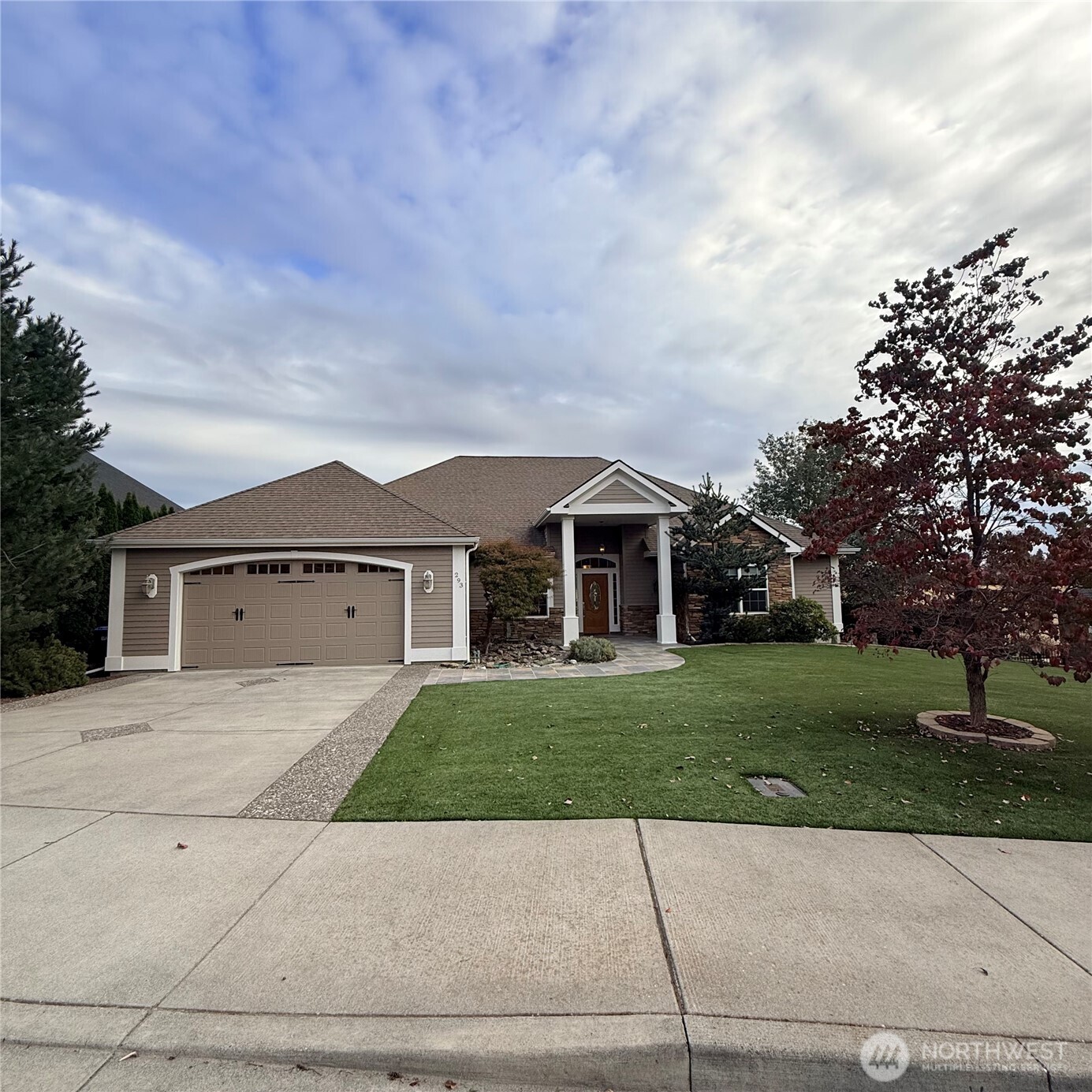 293 Coyote Ridge Road — photo