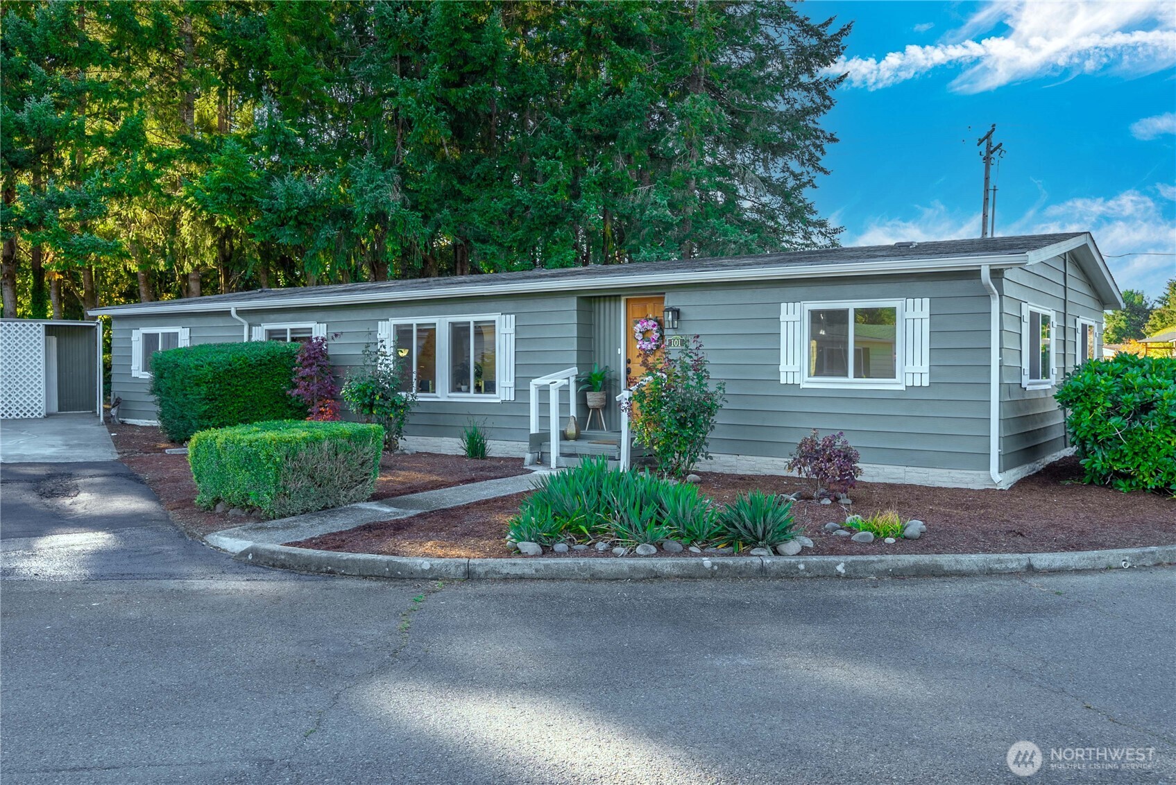 4806 Cushman Road NE #101 — photo