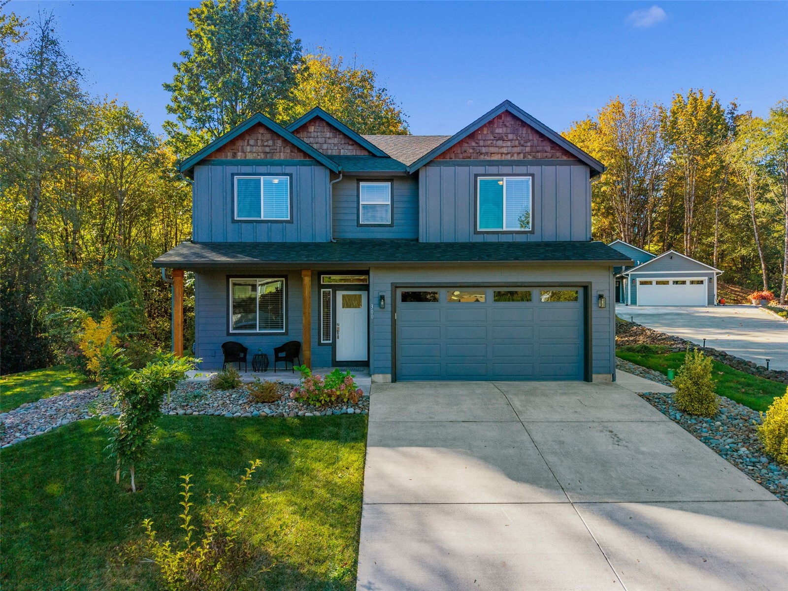 300 Shoreview Drive — photo