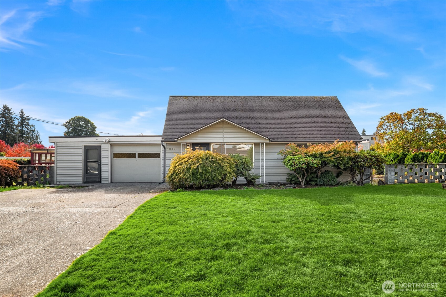 1032 16th Street NE — photo
