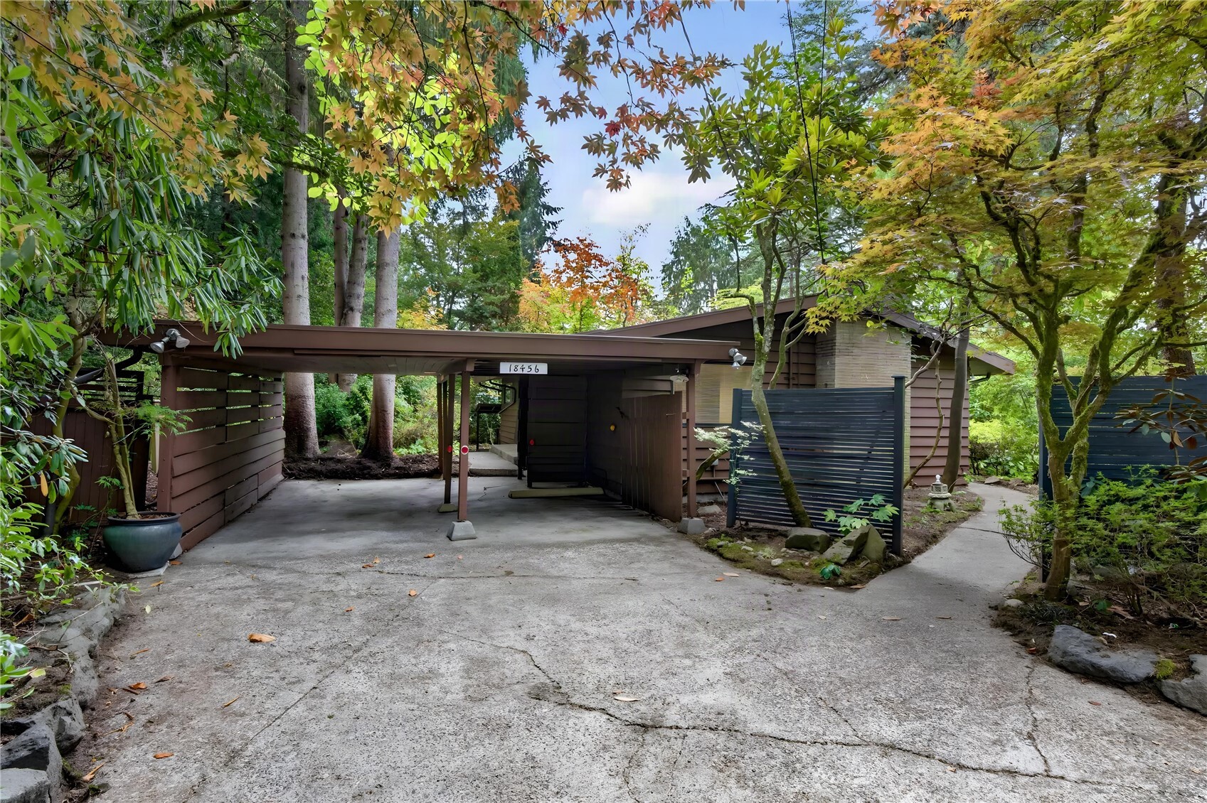 18456 40th Place NE — photo
