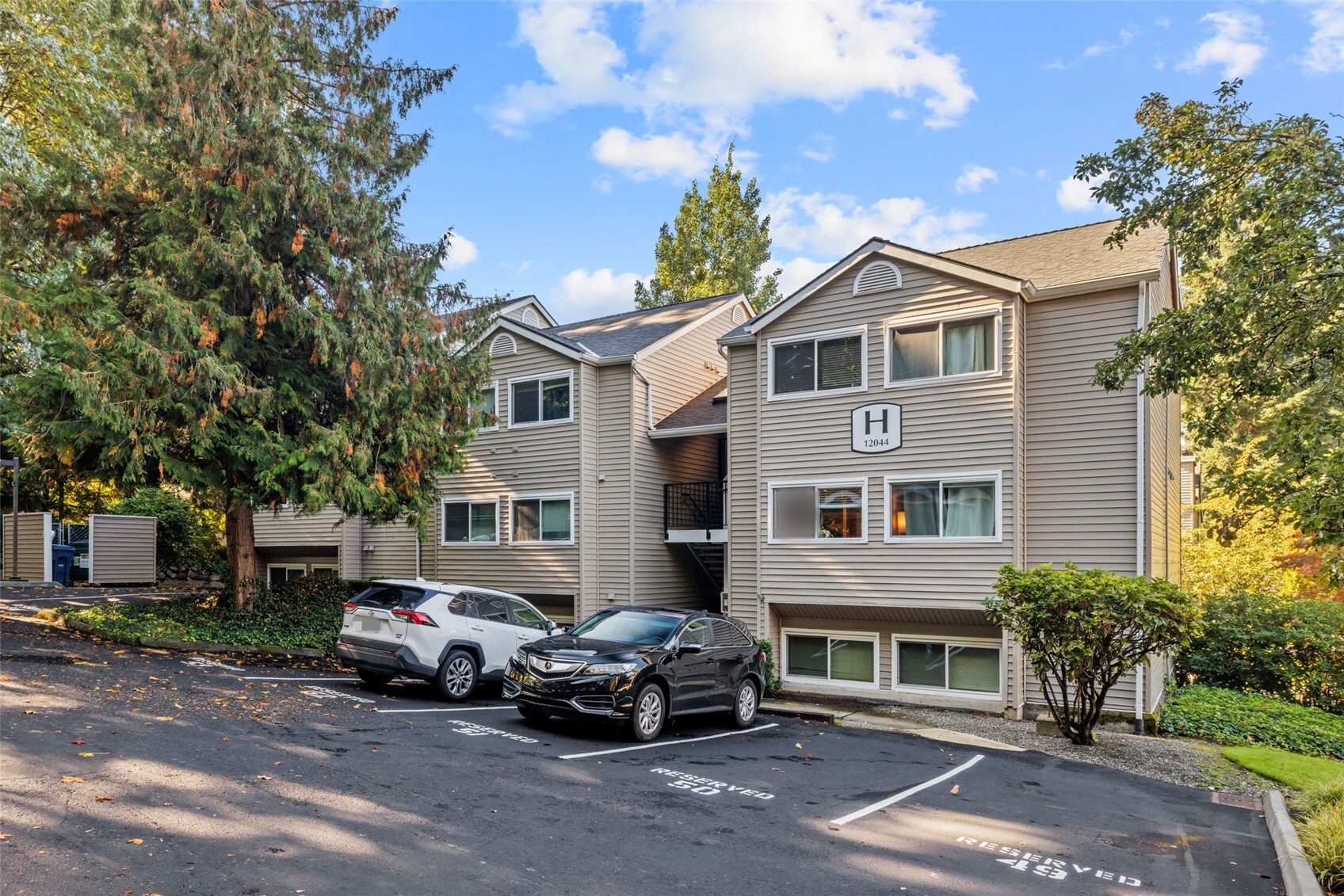 12044 100th Avenue NE #H102 — photo