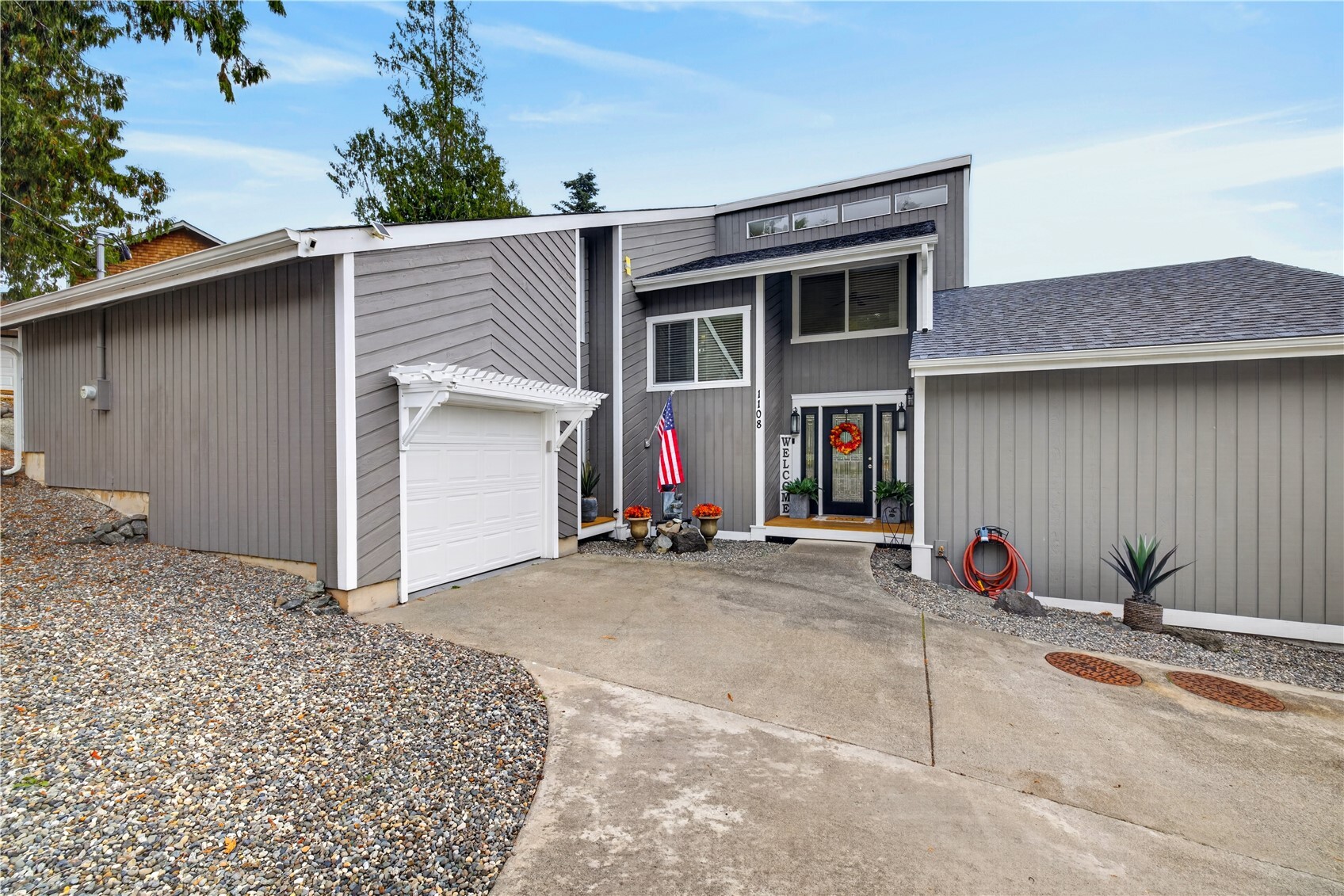 1108 Halsey Drive — photo