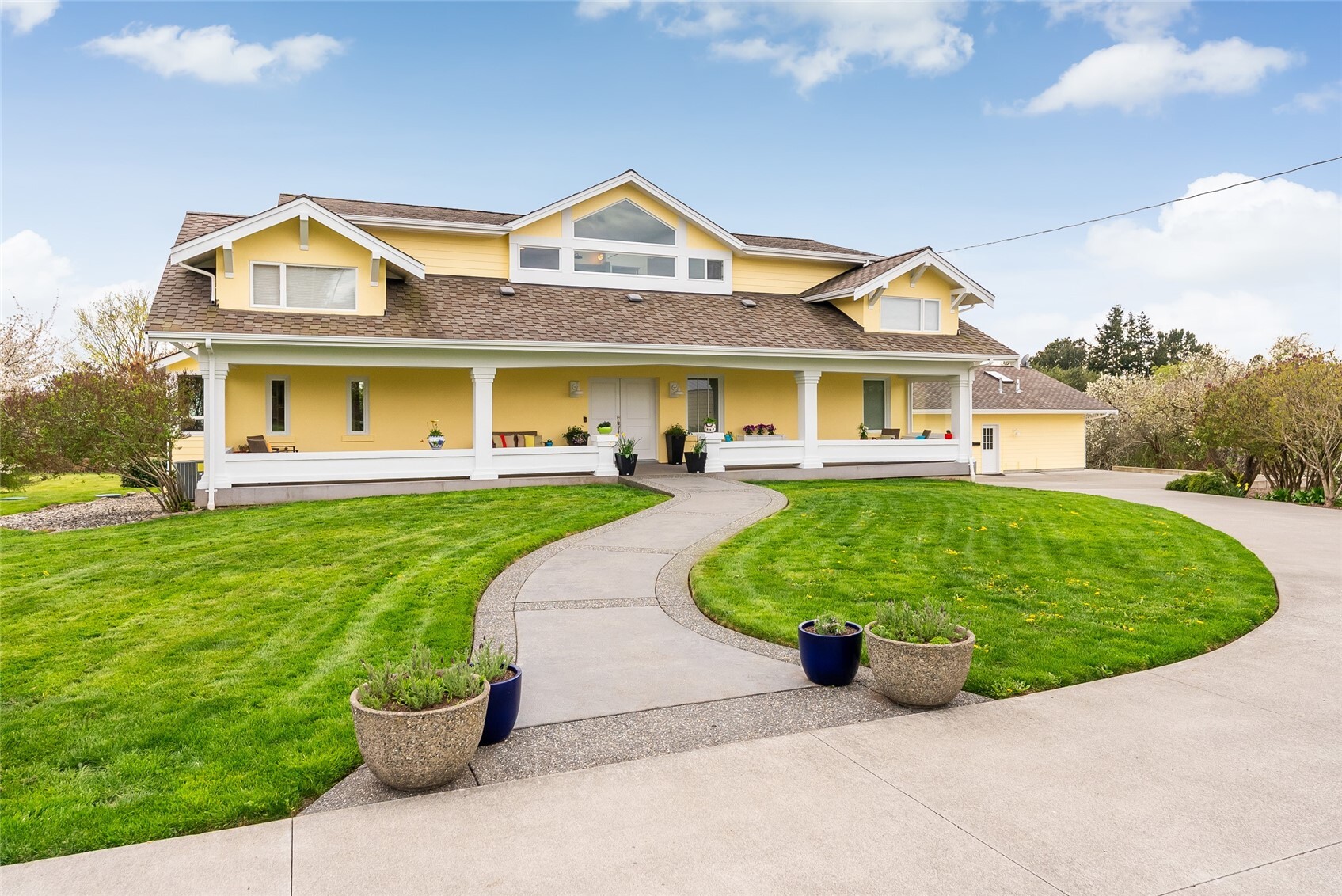 3910 Cliffside Drive — photo
