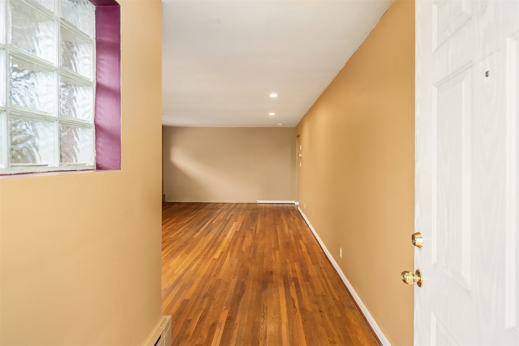 1710 Baker Avenue, Everett, WA 98201 — photo 2