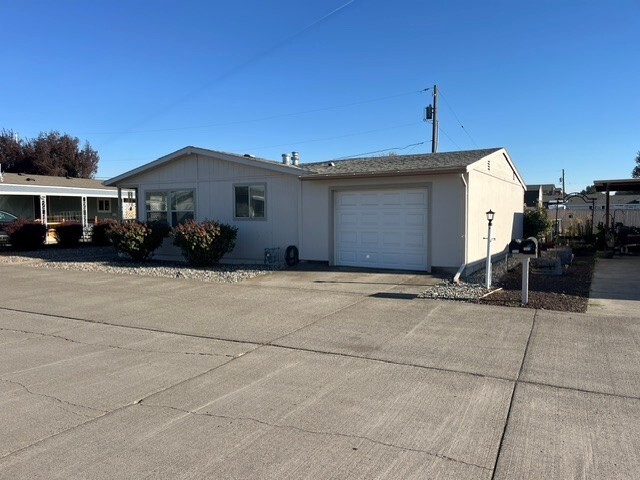 1321 Rancho Villa Dr — photo