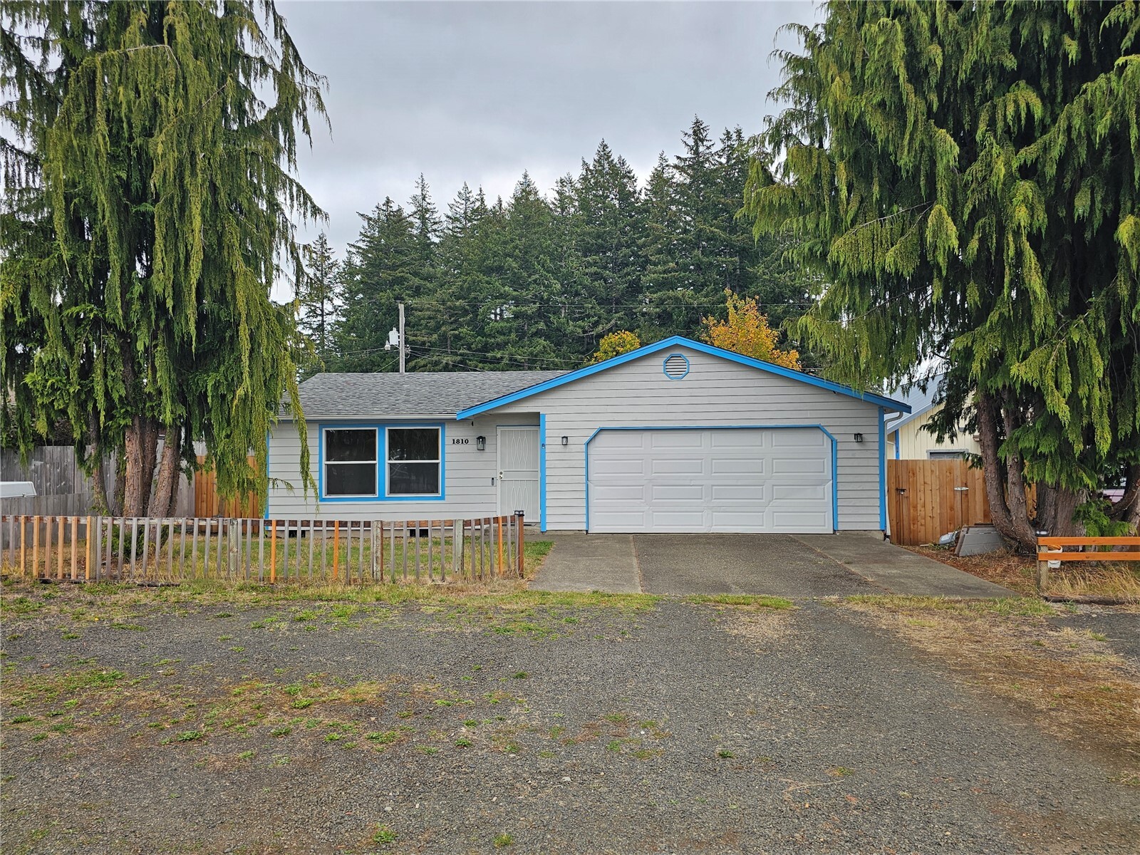 1810 Laurel Street — photo