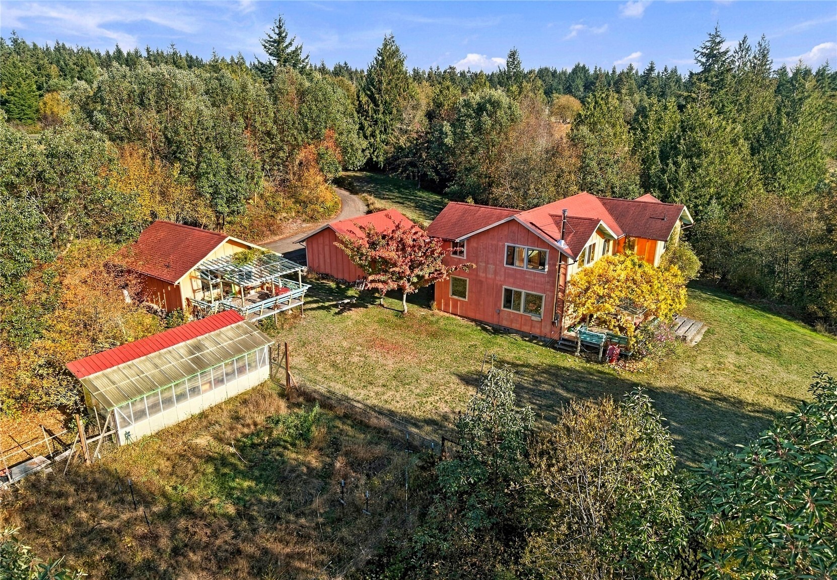 1673 Woodland Drive — photo