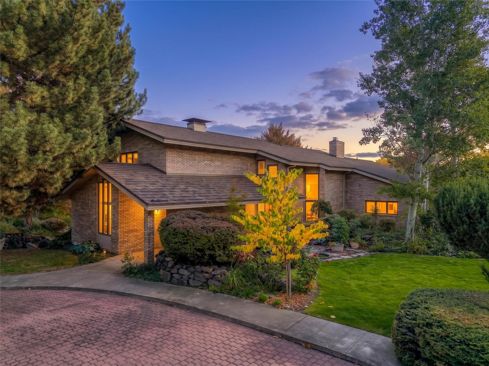 1244 Forrest Lane — photo