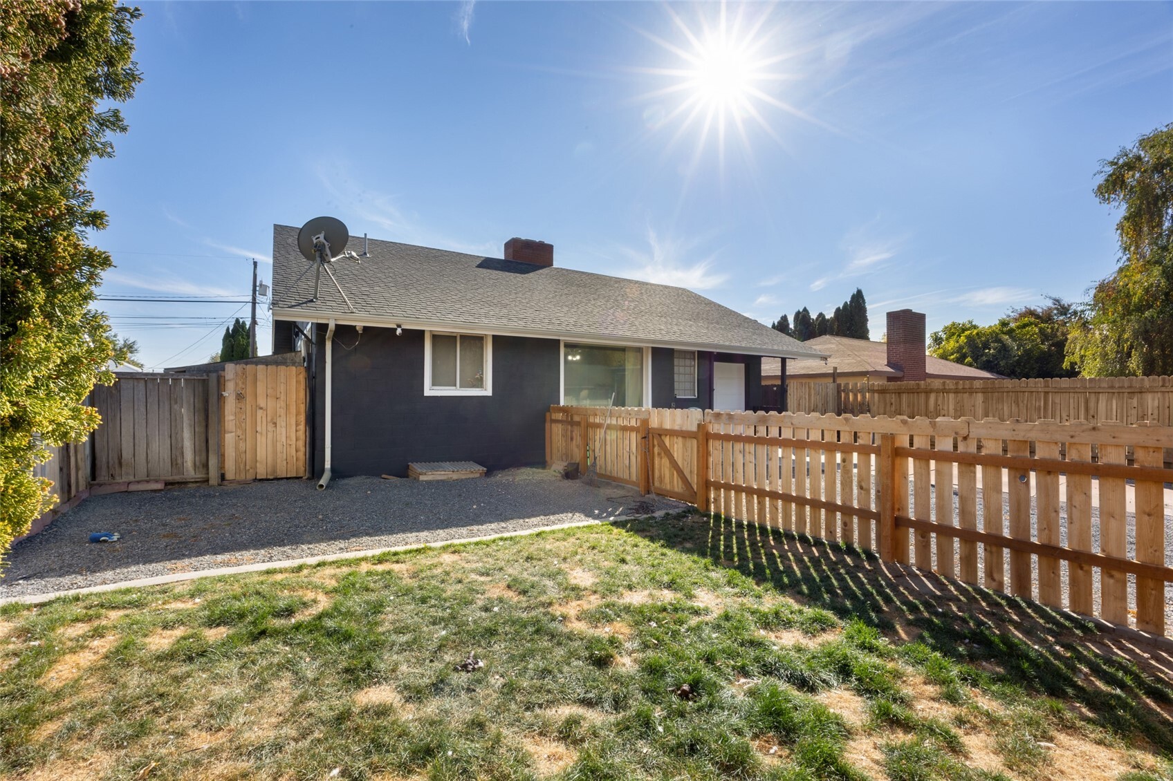 1218 SW D Street — photo