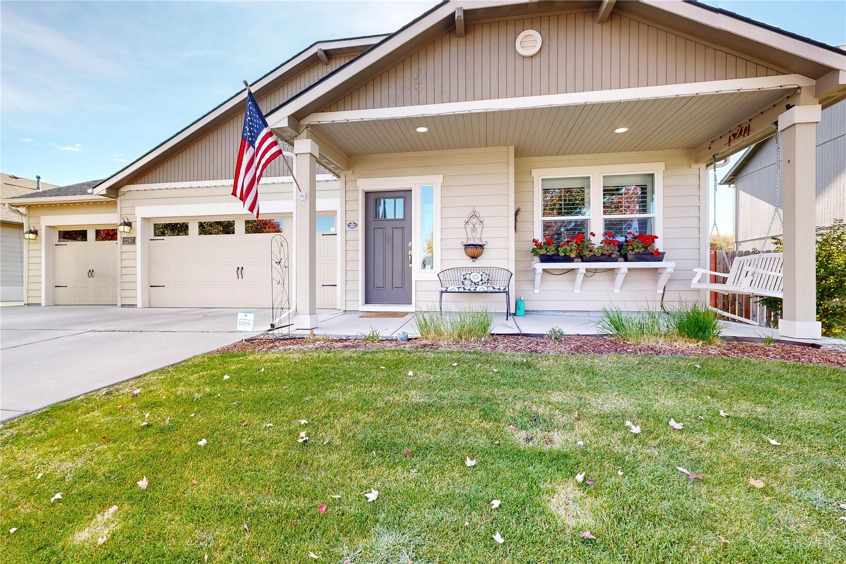 2287 Leonard Drive — photo
