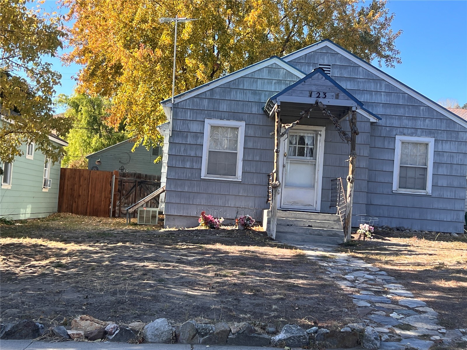 123 N Birch St — photo