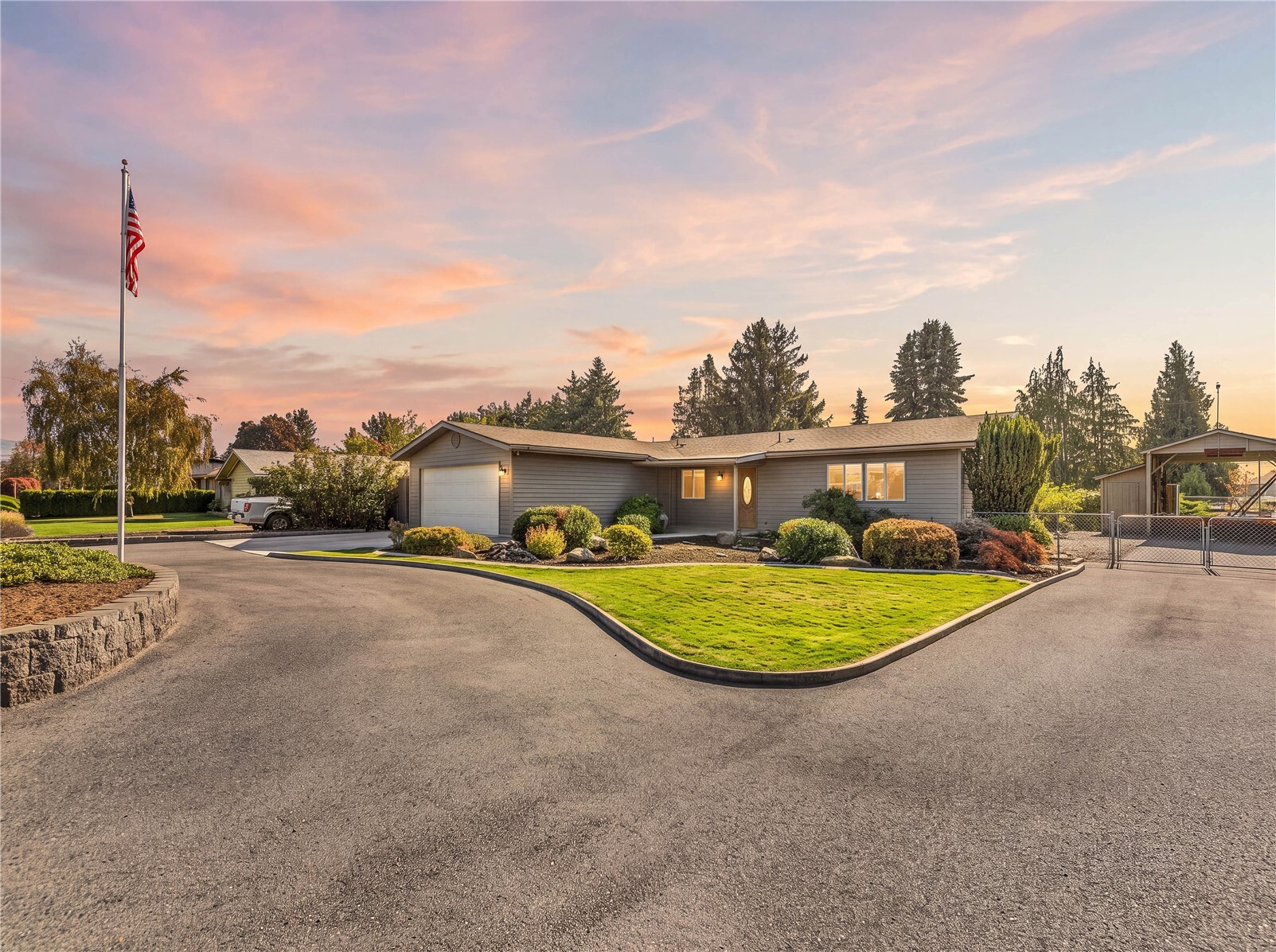 1719 Harris Place, Wenatchee, WA 98801 | Realty.com