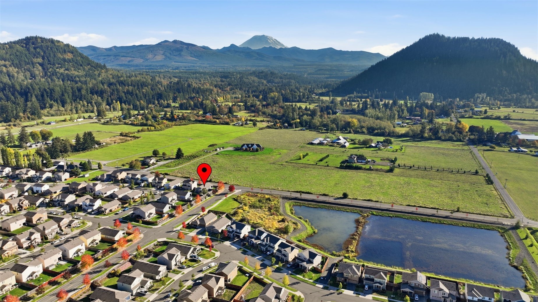 810 Riley Drive E, Enumclaw, WA 98022 — photo 2