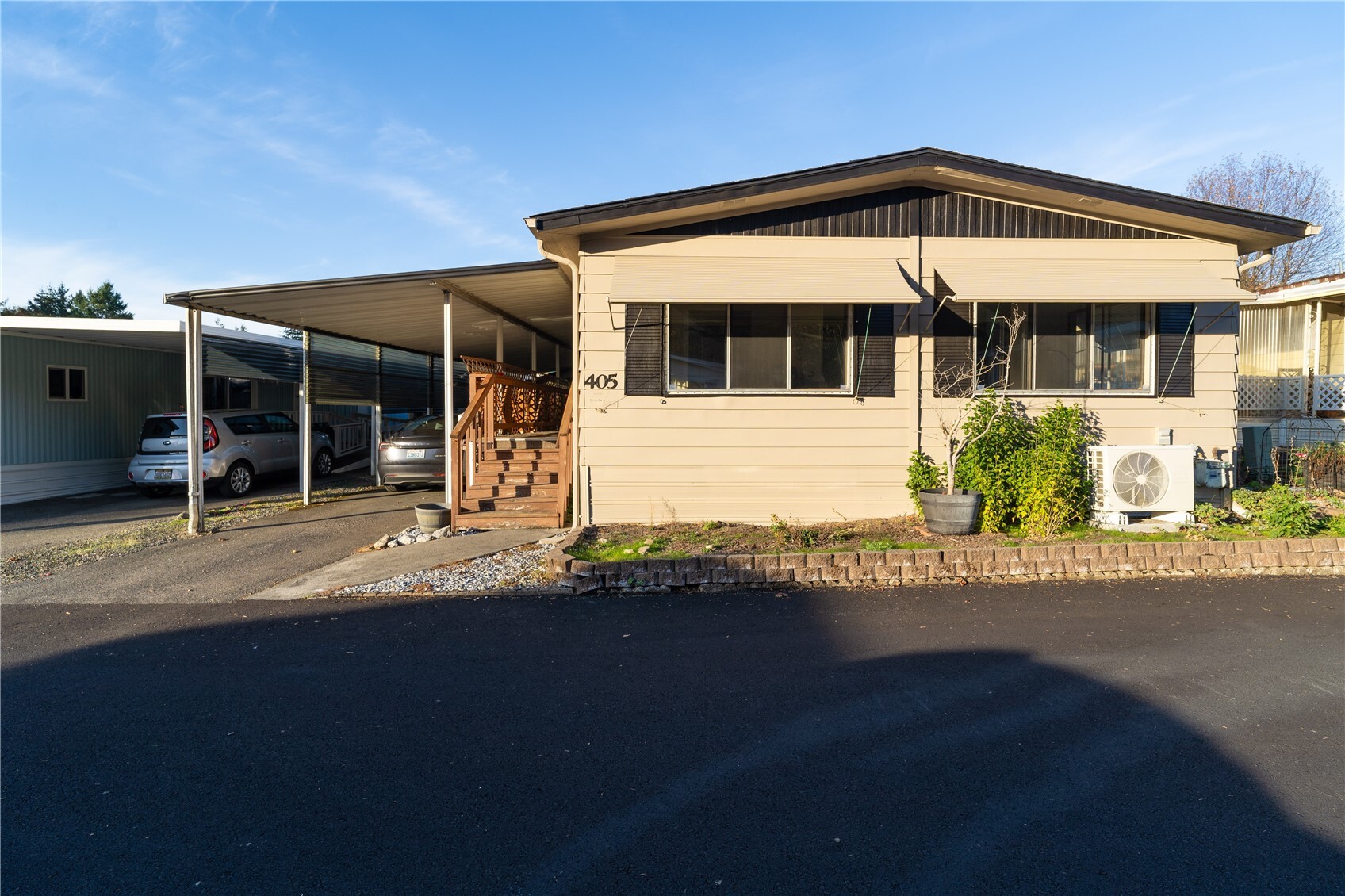 1111 Archwood Drive SW #405 — photo