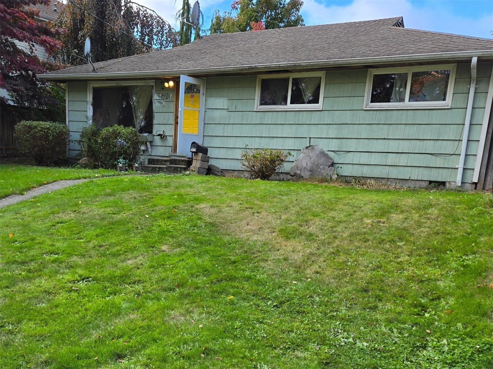 2624 E Grand Avenue, Everett, WA 98201 — photo 2