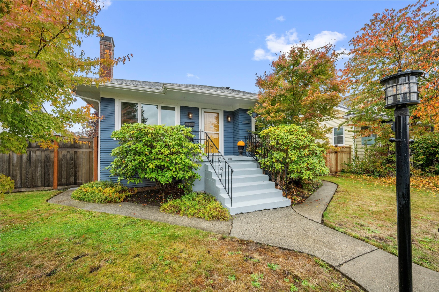 2306 Pine Street, Everett, WA 98201 — photo 2