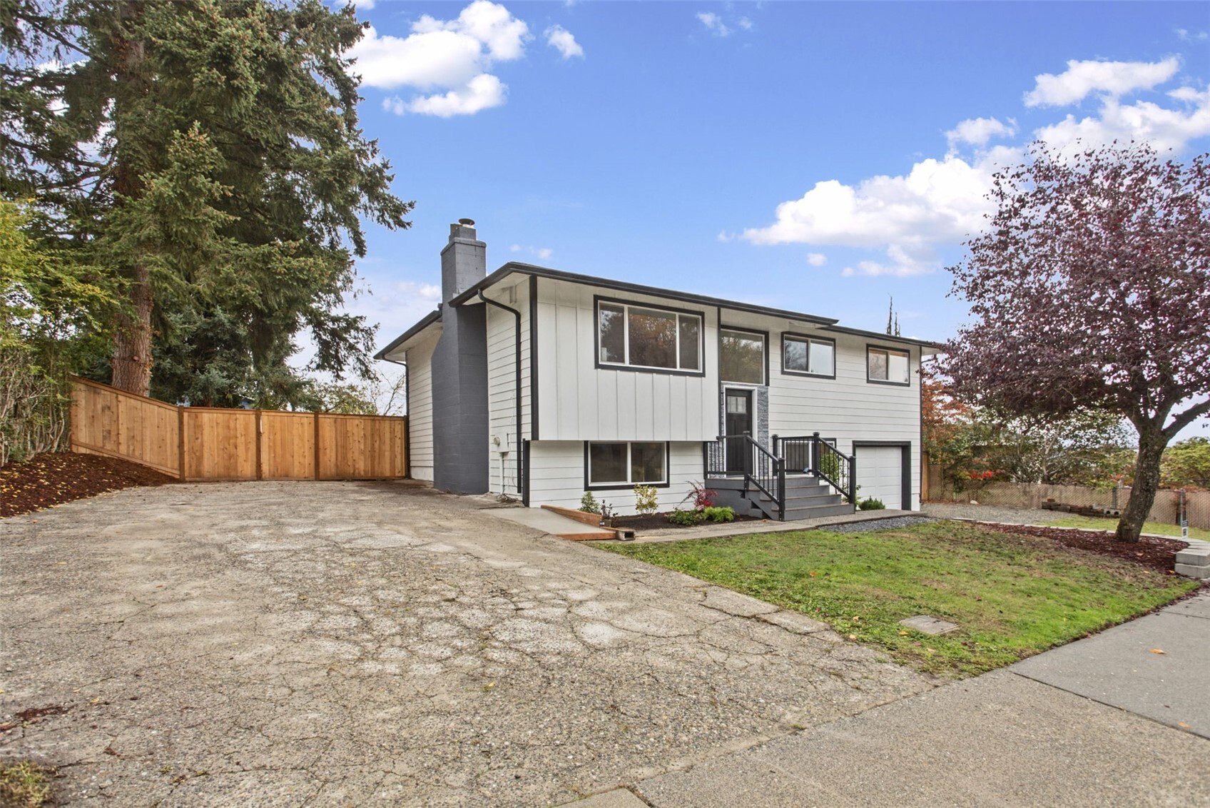 2917 Forest View Drive, Everett, WA 98203 — photo 3